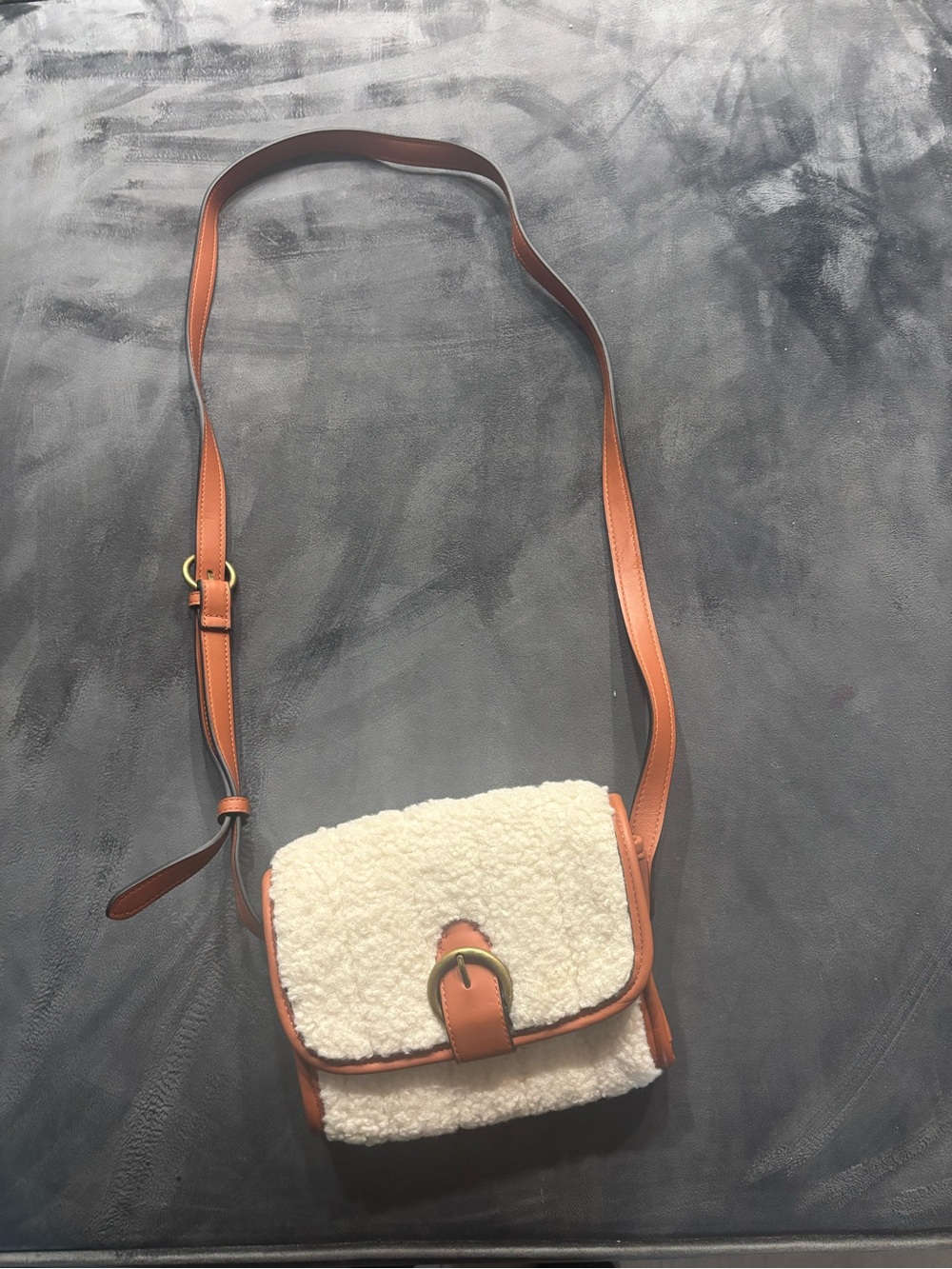 Universal Thread Cream Sherpa Crossbody with Tan Trim